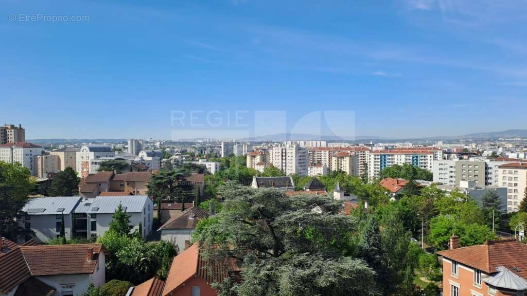 LYON – Av. Rockefeller - TYPE 3 de 54 m² – Dernier étage avec vues dégagées - photo 8