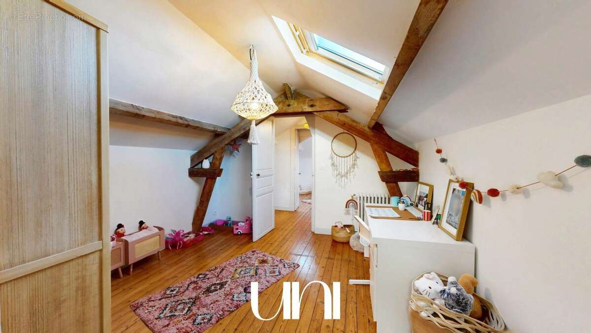 Maison à FLEURY-SUR-ORNE