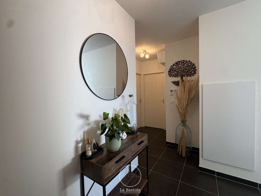 Appartement à PIERRELATTE