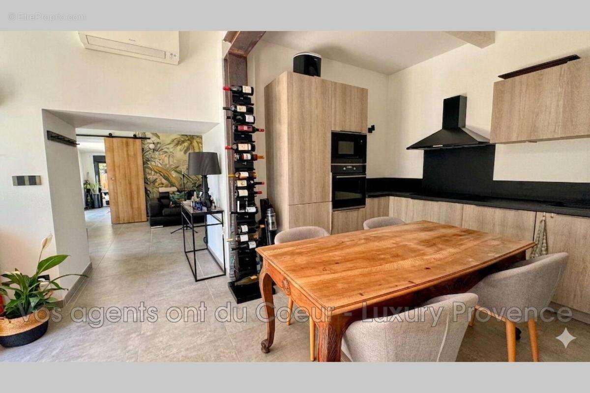 Appartement à LE THOLONET
