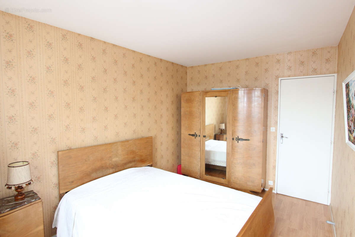 Appartement à VARENNES-VAUZELLES