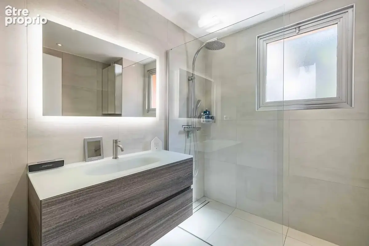 Nice Mont Boron – Appartement dernier étage d’angle 61 m² – Vue mer – Terrasses – Piscine - photo 14