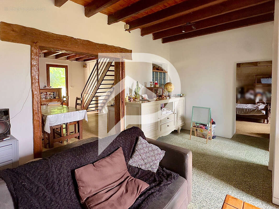 Maison à BEAUPOUYET