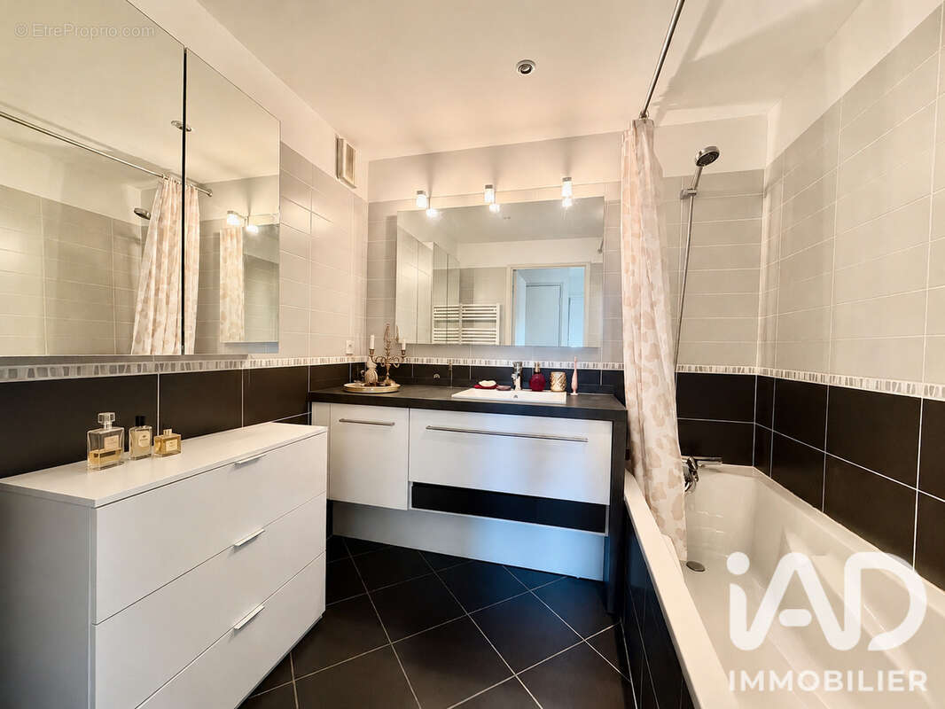 Photo 9 - Appartement à LYON-5E