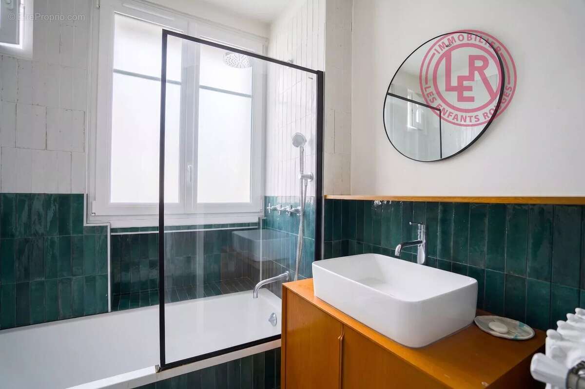 Appartement à PARIS-10E
