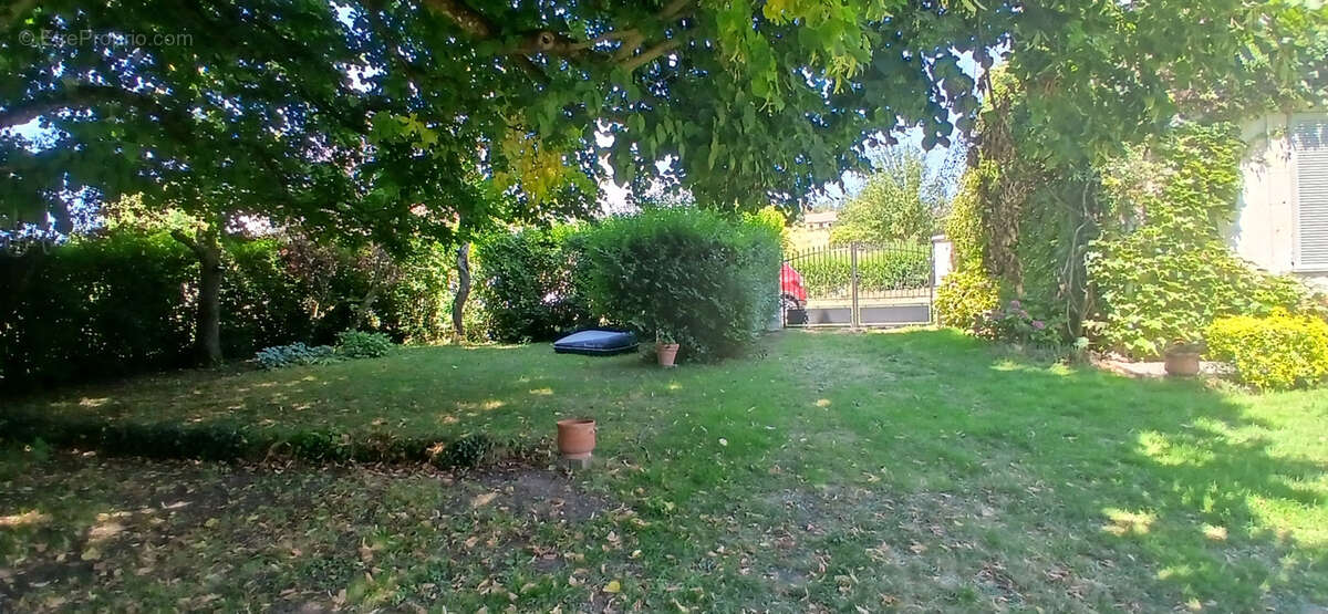Maison à LAVENAY