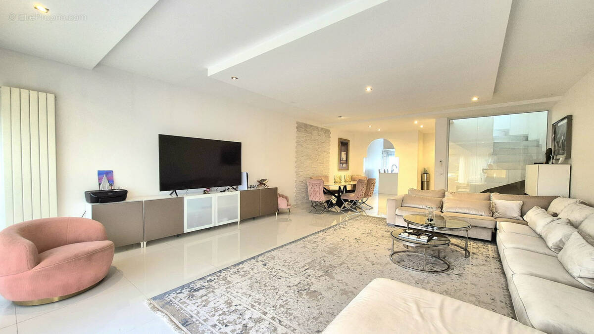 Maison à DEUIL-LA-BARRE