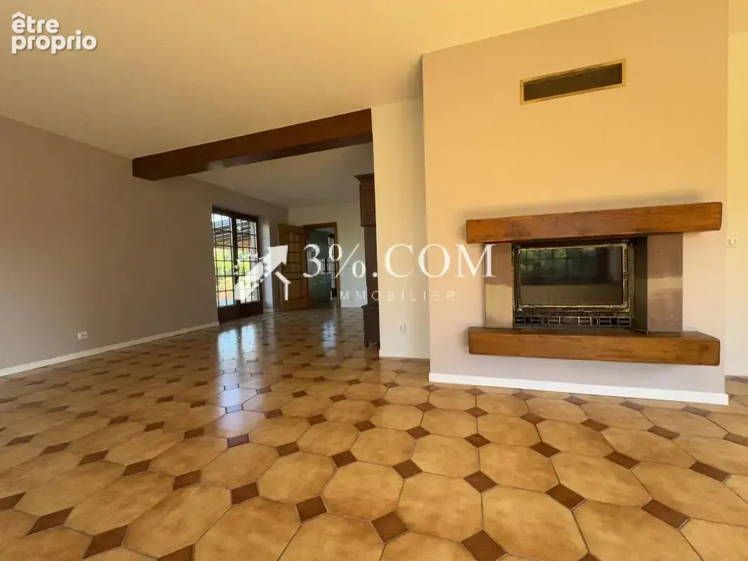 3%COM Belle propriété sur 25 ares - photo 8