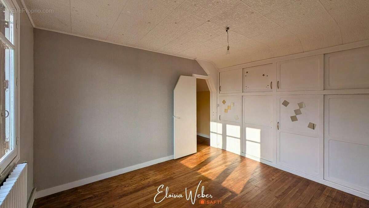 Photo 5 - Maison à JARZE