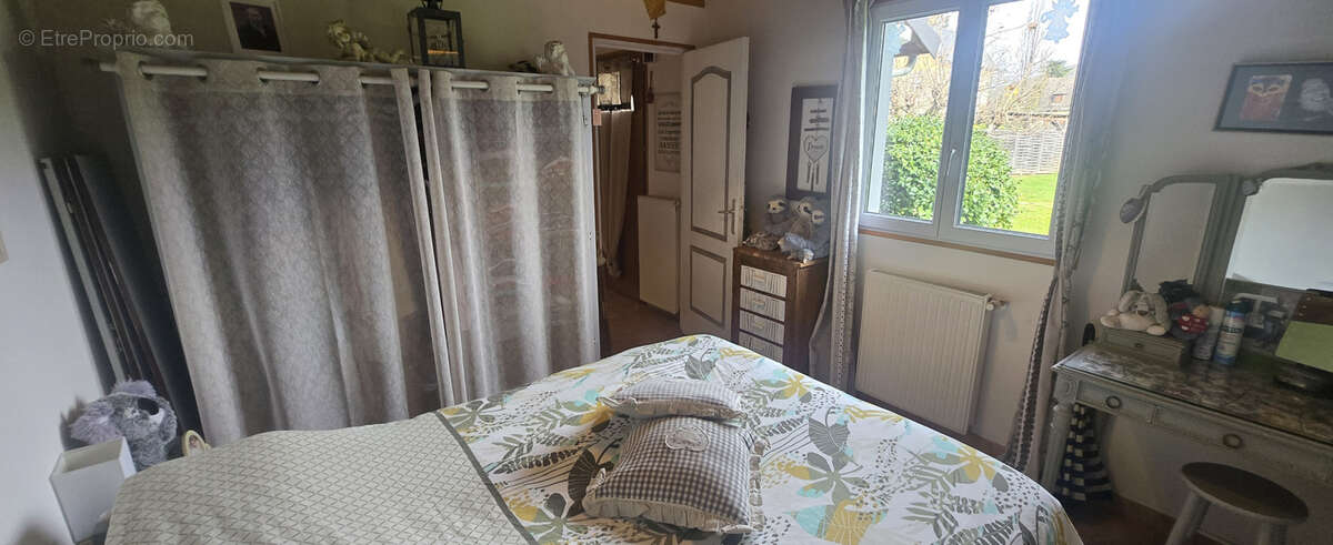 Maison à MONCEAUX-SUR-DORDOGNE