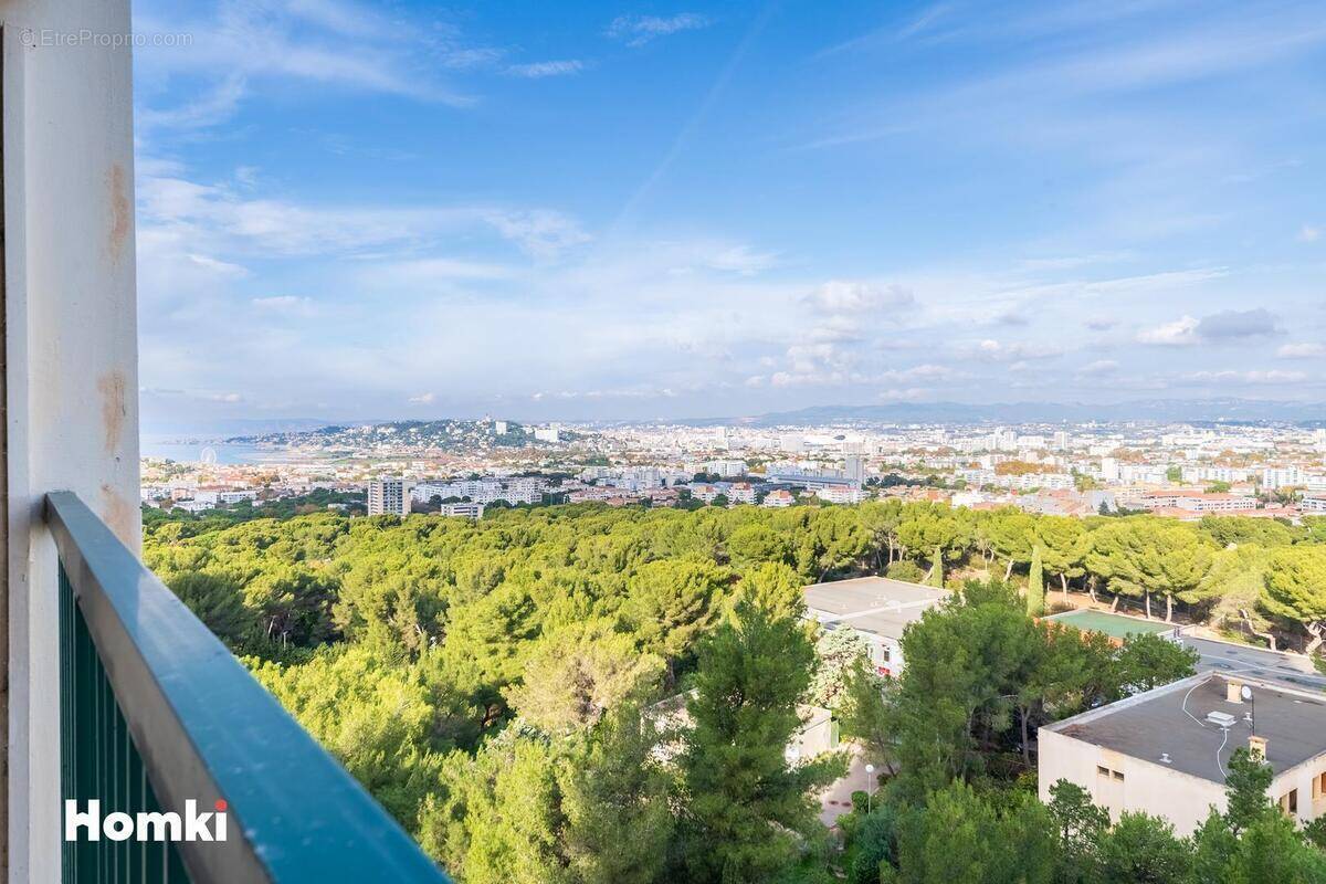 Appartement à MARSEILLE-8E