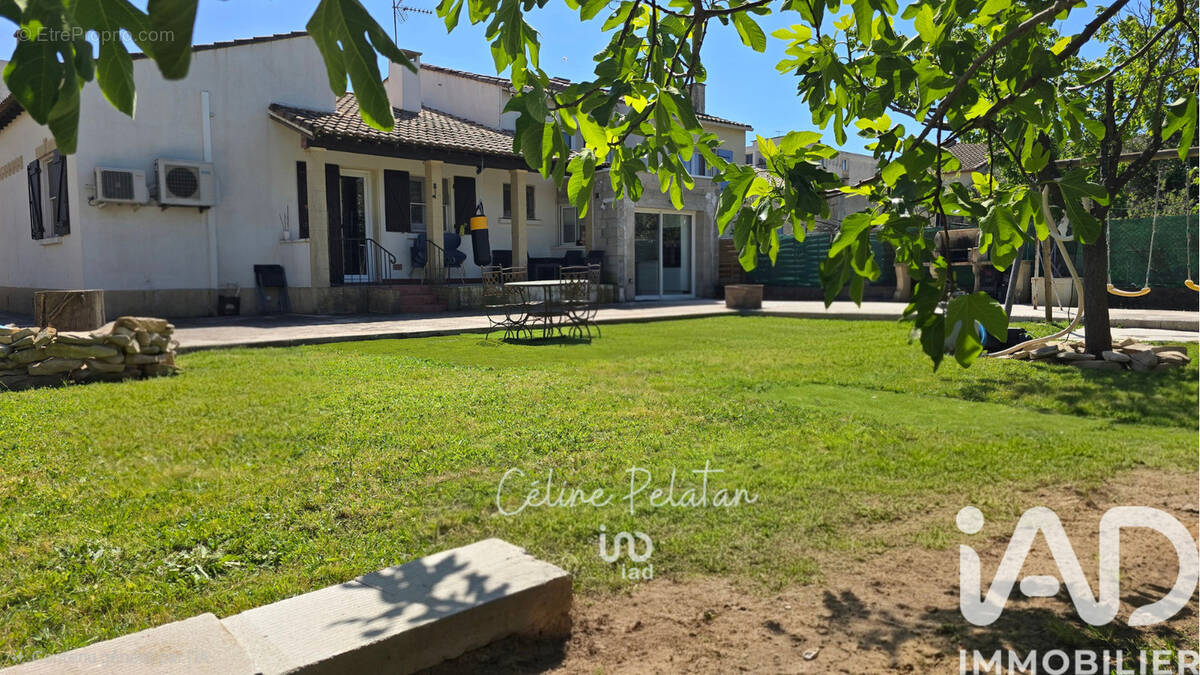 Photo 1 - Maison à LUNEL