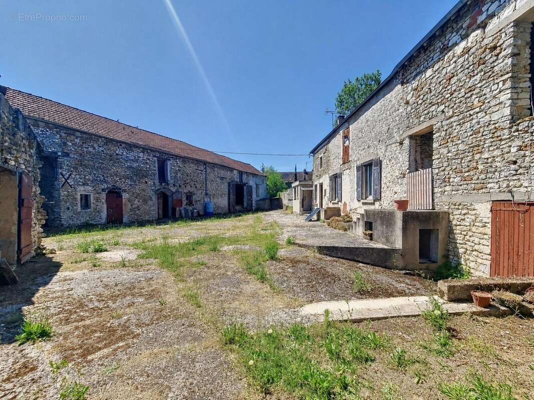 Photo 2 - Maison à ARNOUVILLE-LES-MANTES