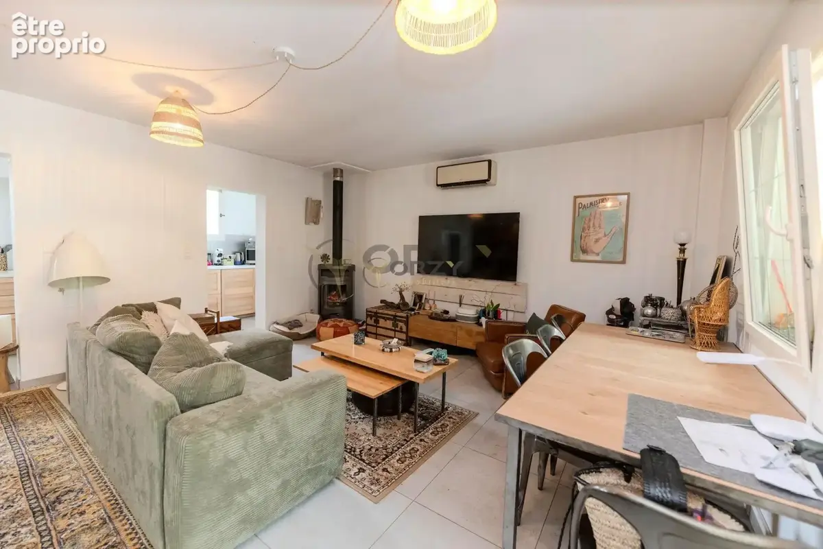 Maison 10 pièces 267 m² à vendre à Eyragues (13630) - photo 8
