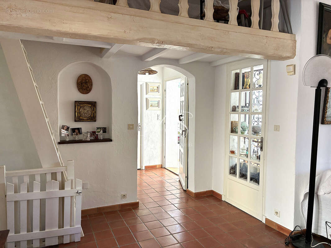 Maison à FREJUS