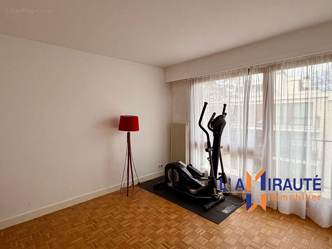 Appartement à MAISONS-LAFFITTE