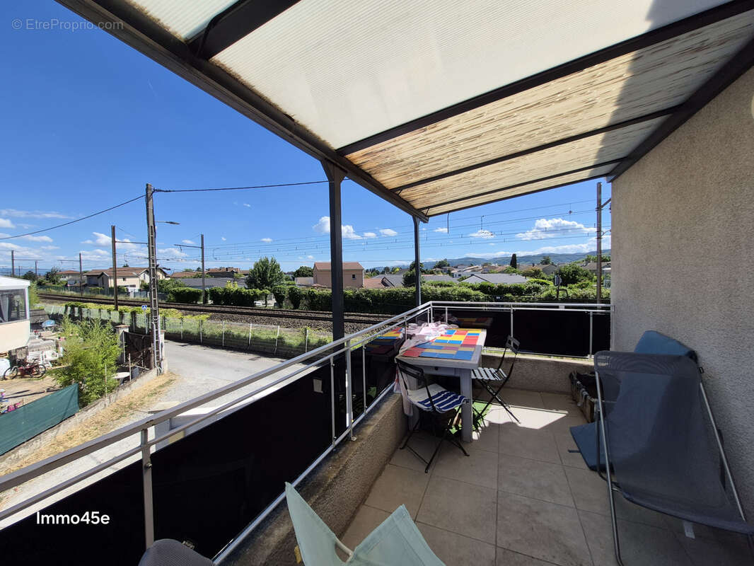 TAIN L'HERMITAGE, appartement T2bis avec garage et place de parking privée - photo 5
