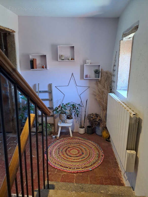 Maison à MONTANAY