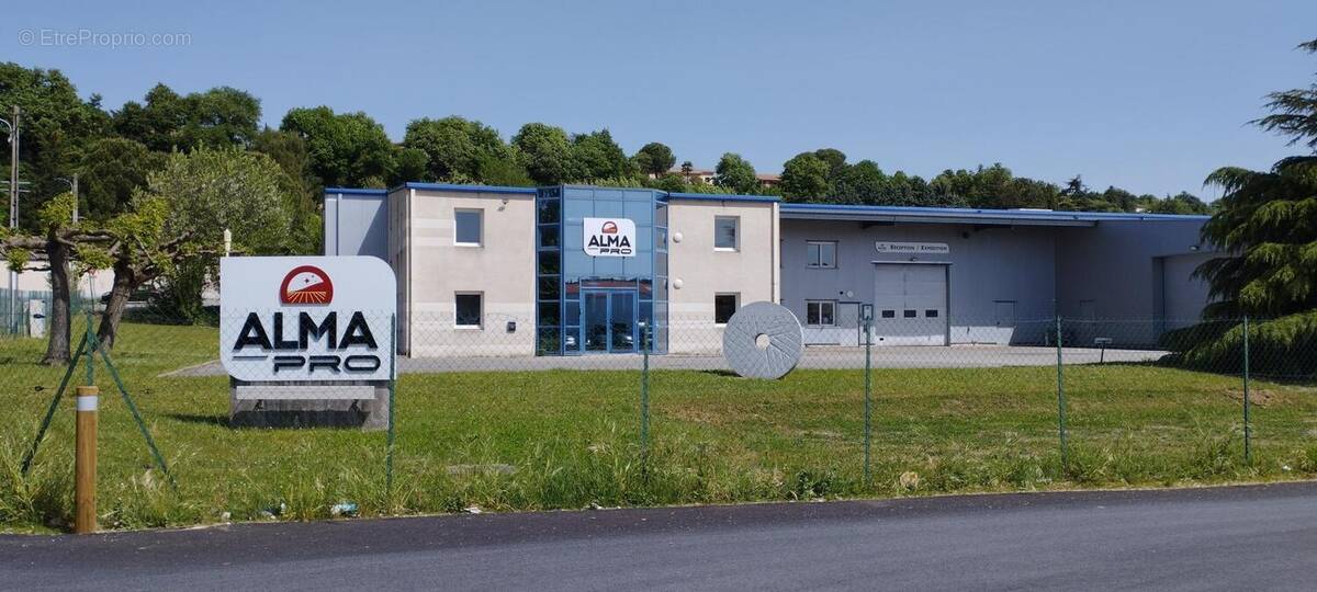 Photo 1 - Commerce à SAINT-DONAT-SUR-L'HERBASSE