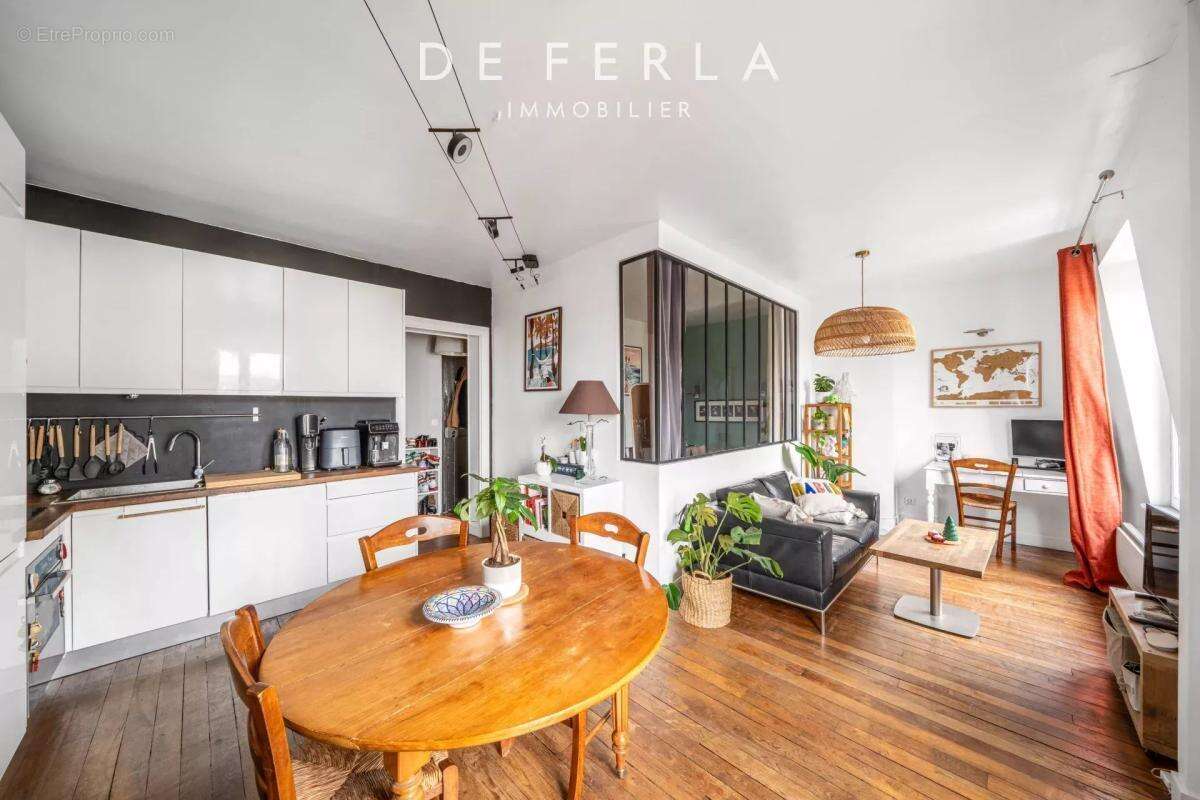 Appartement à PARIS-14E