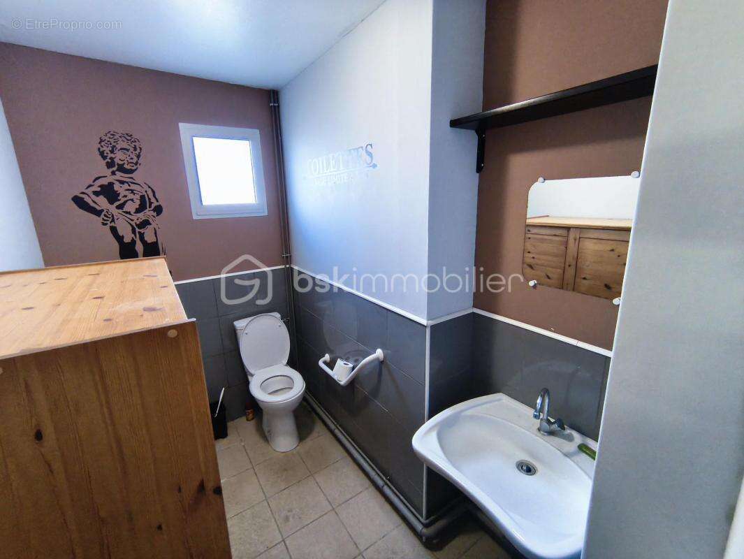 Local commercial de 170 m² avec fort potentiel sur terrain de 2 600 m² - photo 5