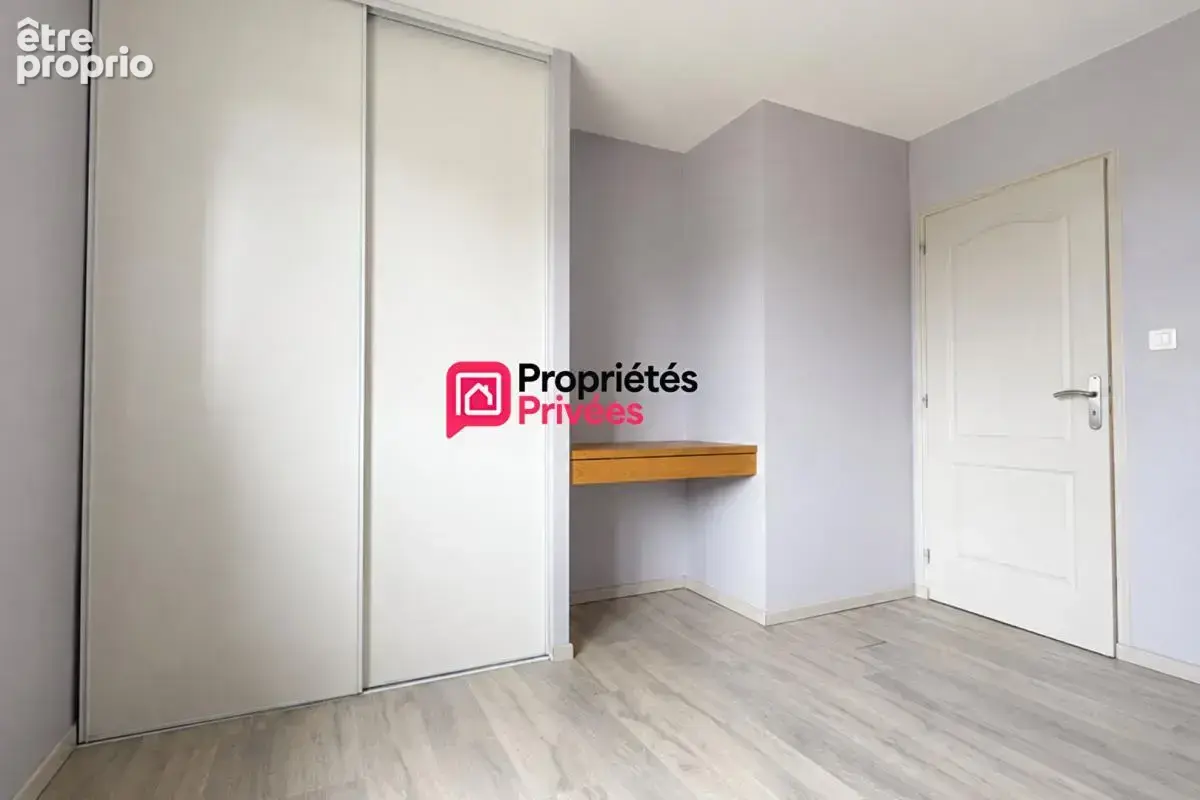 Maison T5 à vendre avec vue Puy de Dôme terrain 873m² Chapdes Beaufort 63230 - photo 13