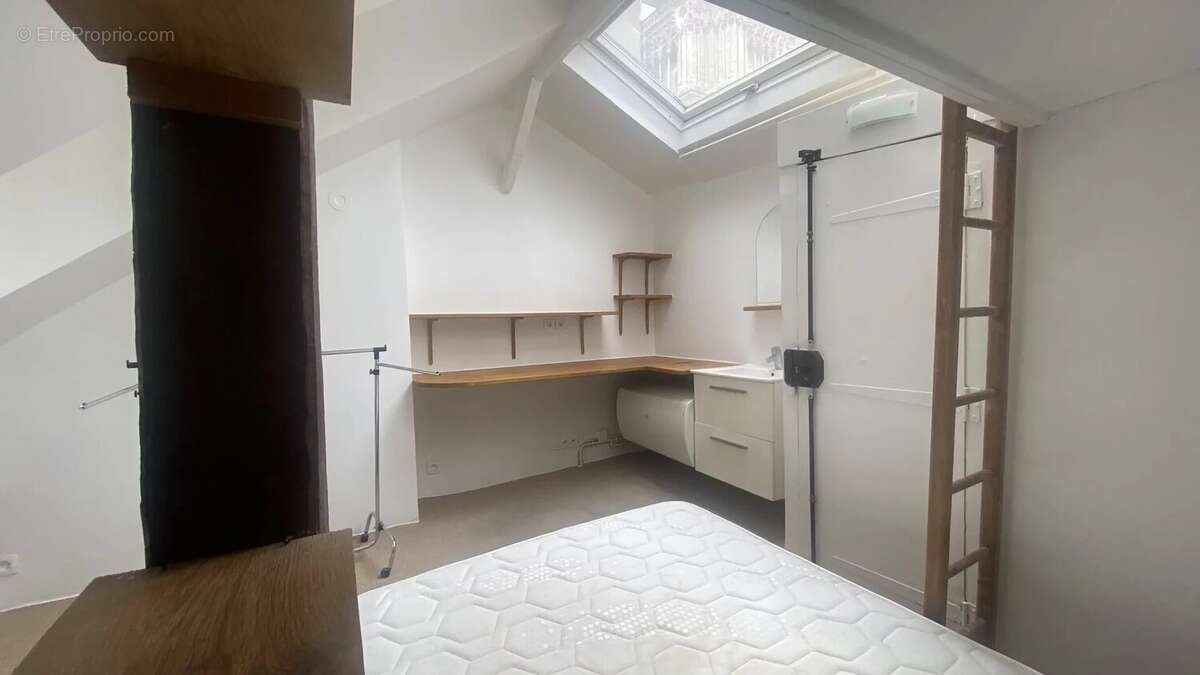 Appartement à PARIS-4E