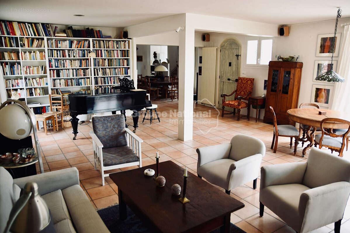 Maison à LE BARROUX