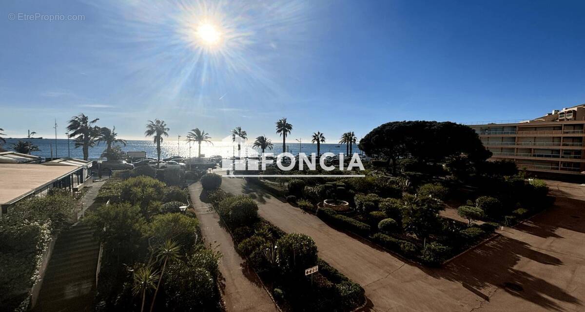 Appartement à FREJUS