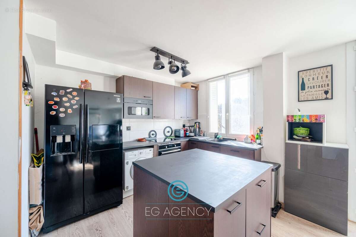 Appartement à MARSEILLE-9E