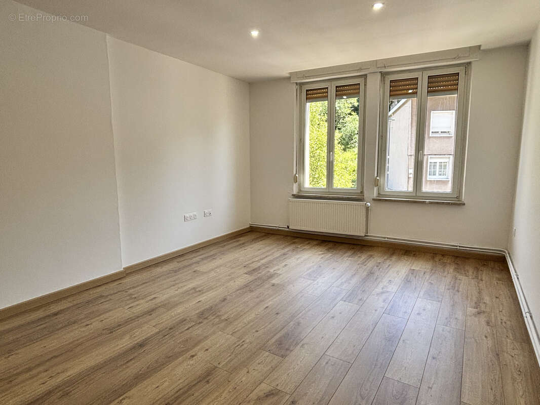 Appartement à ALGRANGE