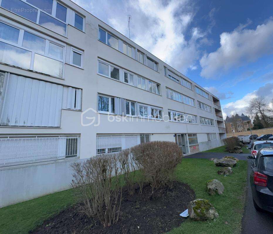 Appartement à GRETZ-ARMAINVILLIERS