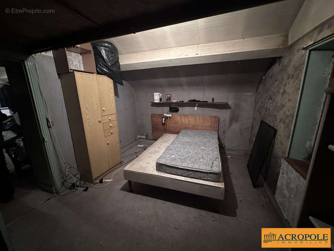 Maison à OUZOUER-SUR-TREZEE