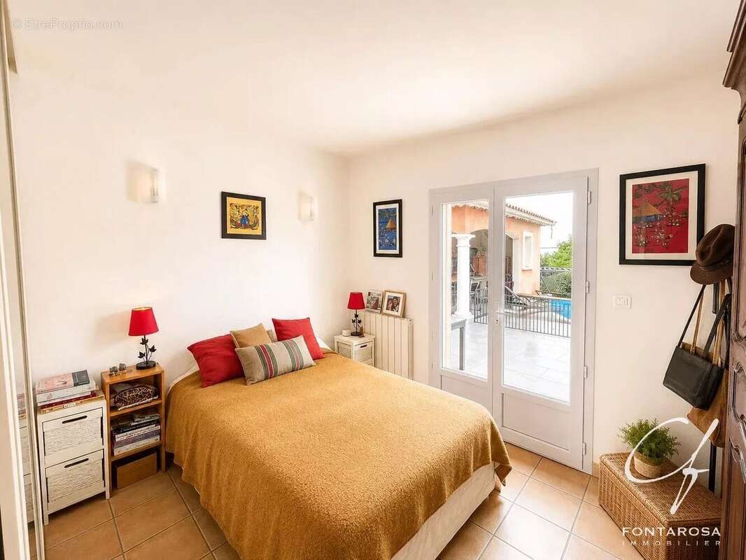 Villa avec piscine secteur Puget-Sur-Argens - photo 12