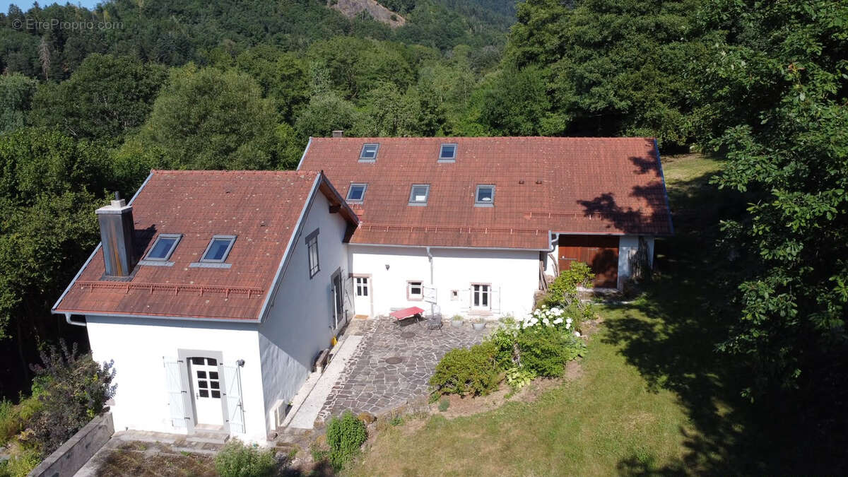 Maison à SERVANCE