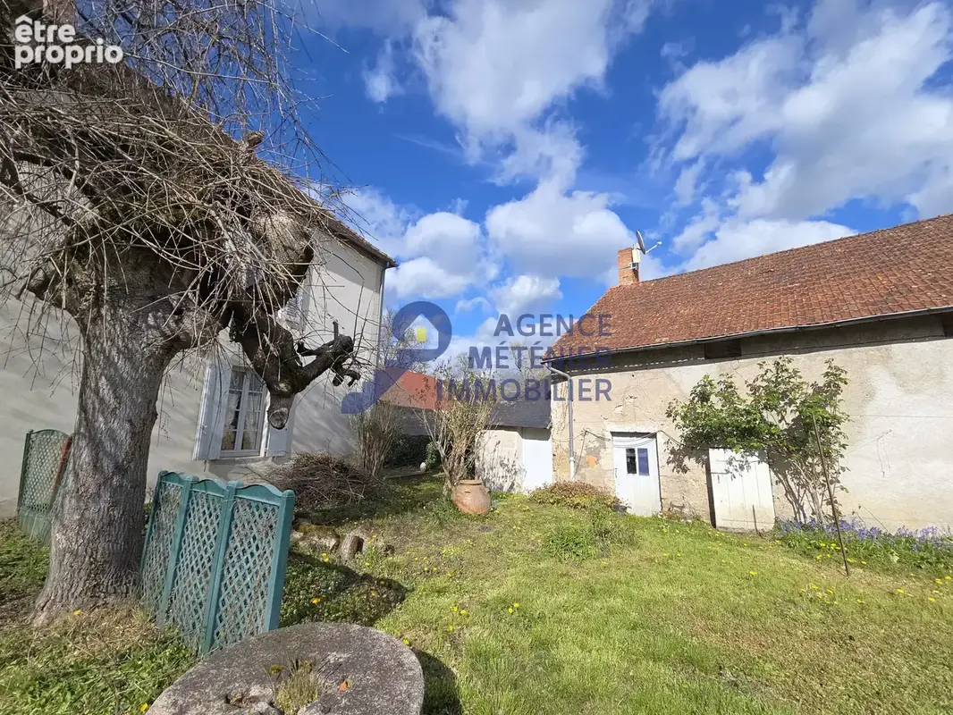 Magnifique propriété du XIX ème siècle sur la commune de MONTAIGU LE BLIN - photo 42