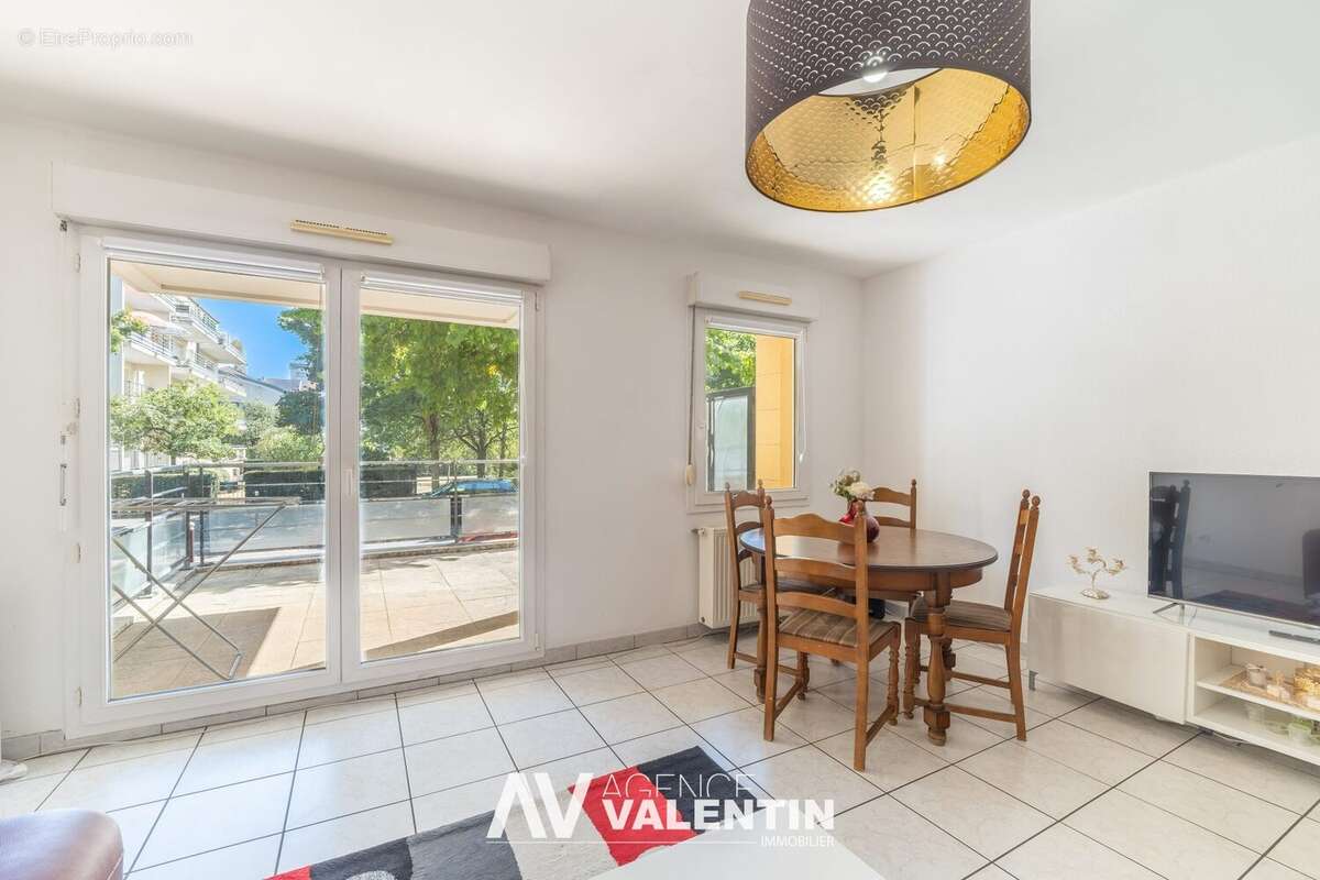 Appartement 84 m² à Metz  - photo 2
