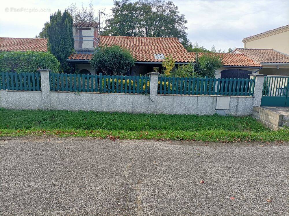 Maison à SAINT-EMILION