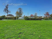 Terrain à LA HAYE-DU-PUITS