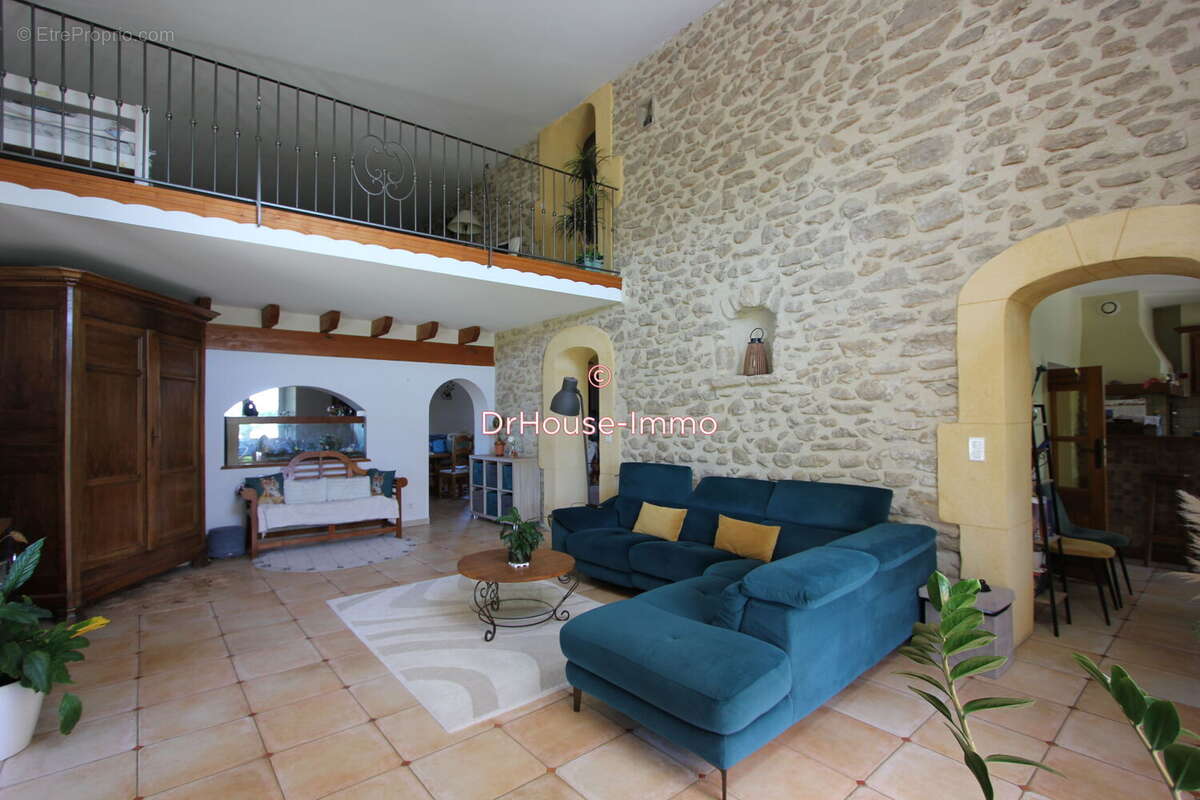 Maison 208 m² à Upie  - photo 16