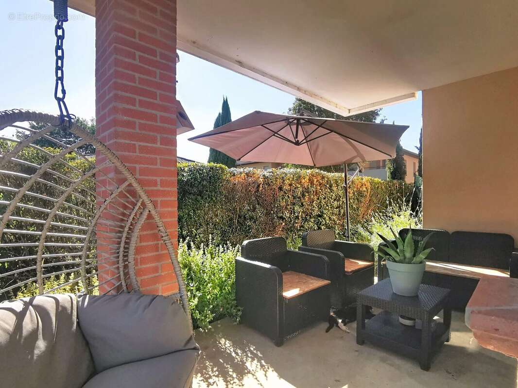 Appartement 85 m² à Saint-Jory  - photo 9