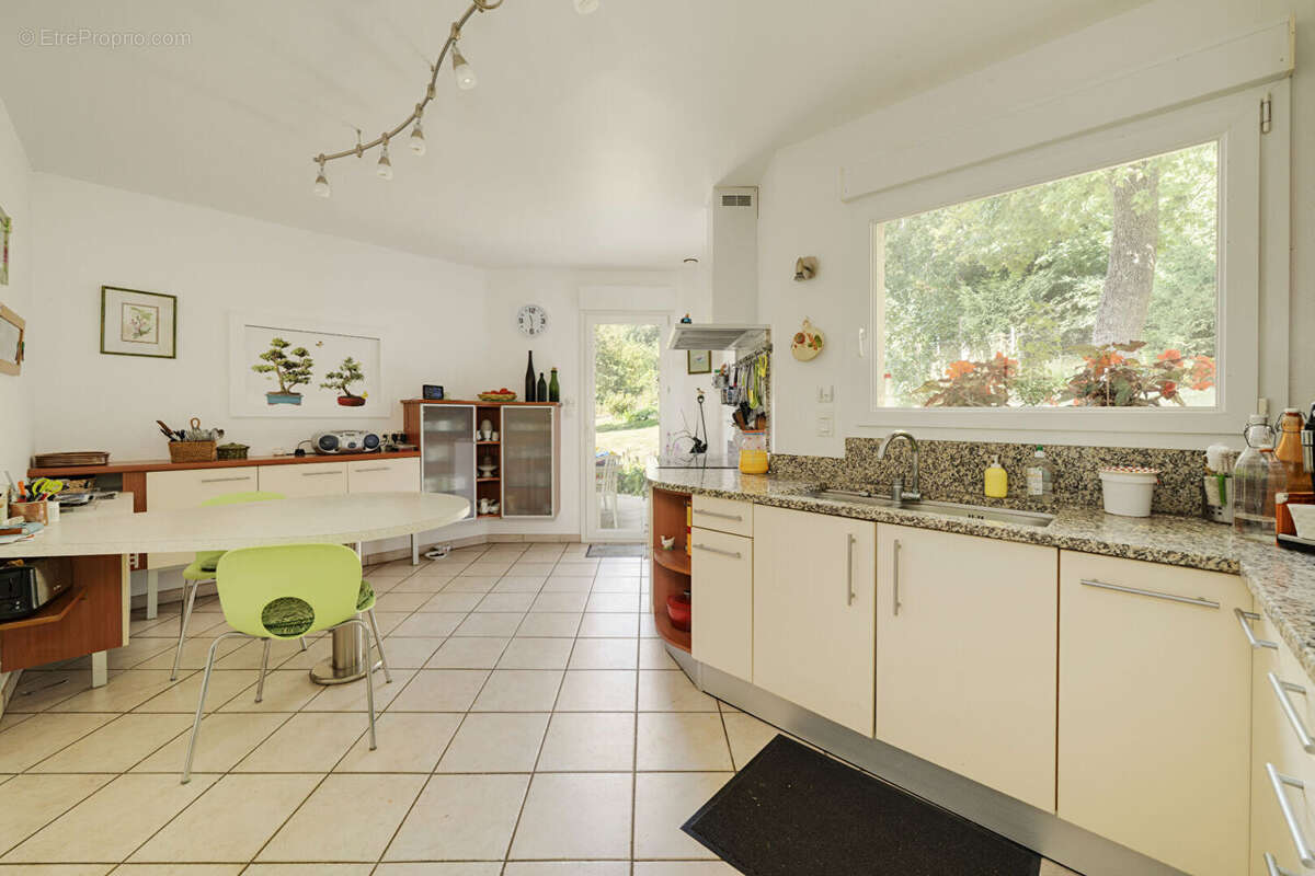 Maison à BOUXIERES-AUX-DAMES