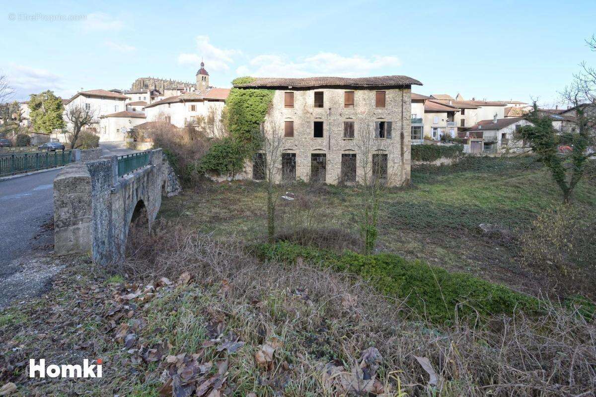 Commerce à SAINT-ANTOINE-L'ABBAYE