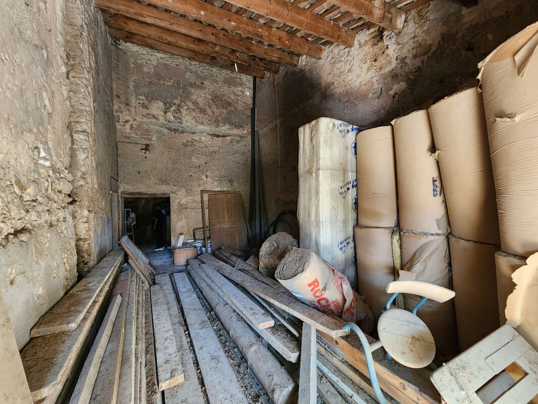 Beau potentiel de rénovation avec possibilité de Duplex et Terrasse - photo 6