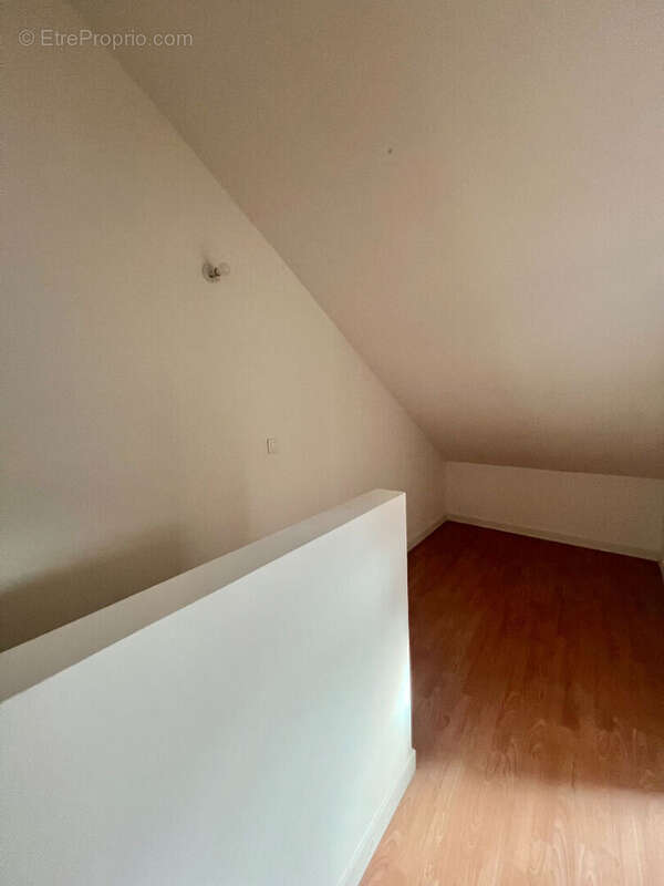 Maison à SAINT-QUENTIN