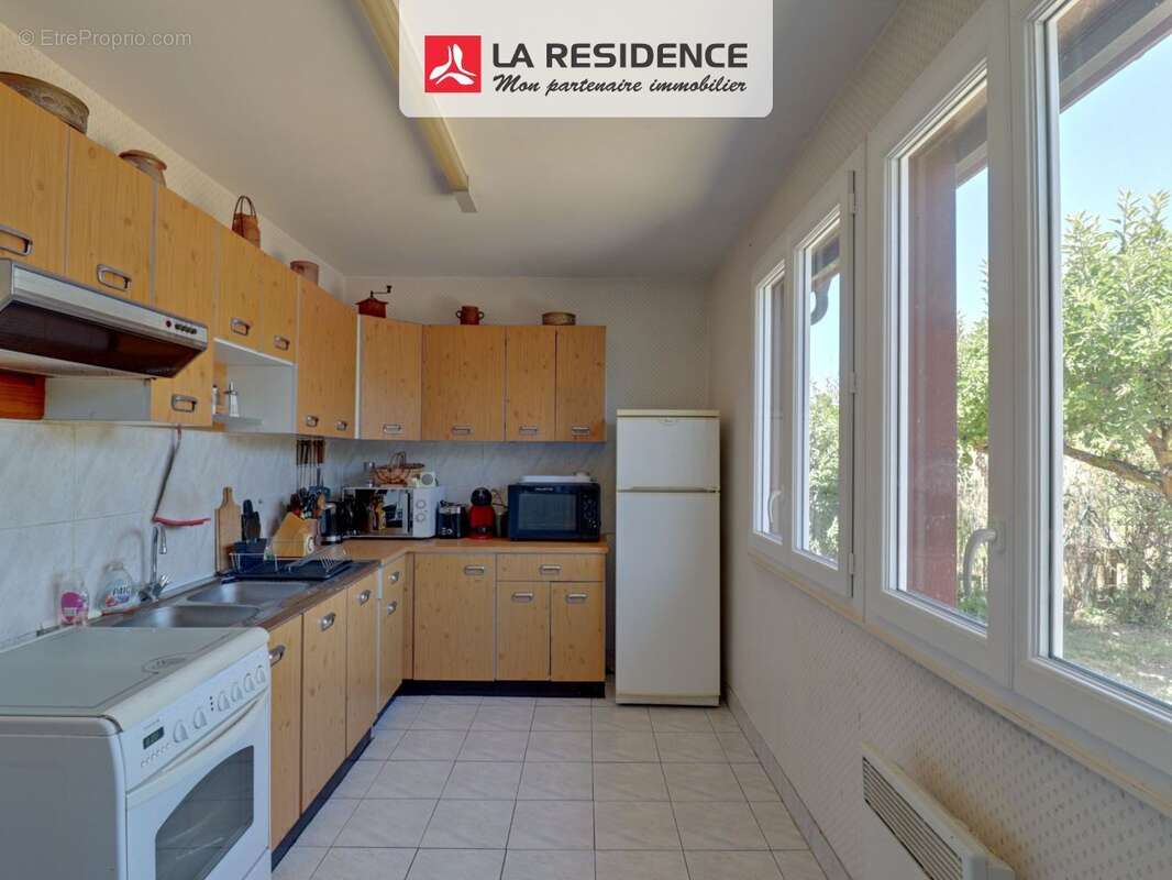 Maison 104 m² à Aubigny-Sur-Nere  - photo 9