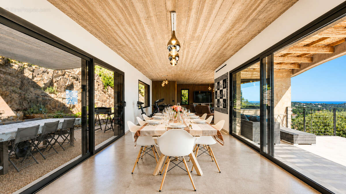 Villa contemporaine vue mer panoramique a agay a vendre - photo 6