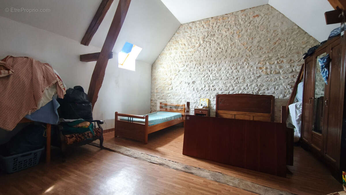 Maison à SAINT-DENIS-D'AUTHOU