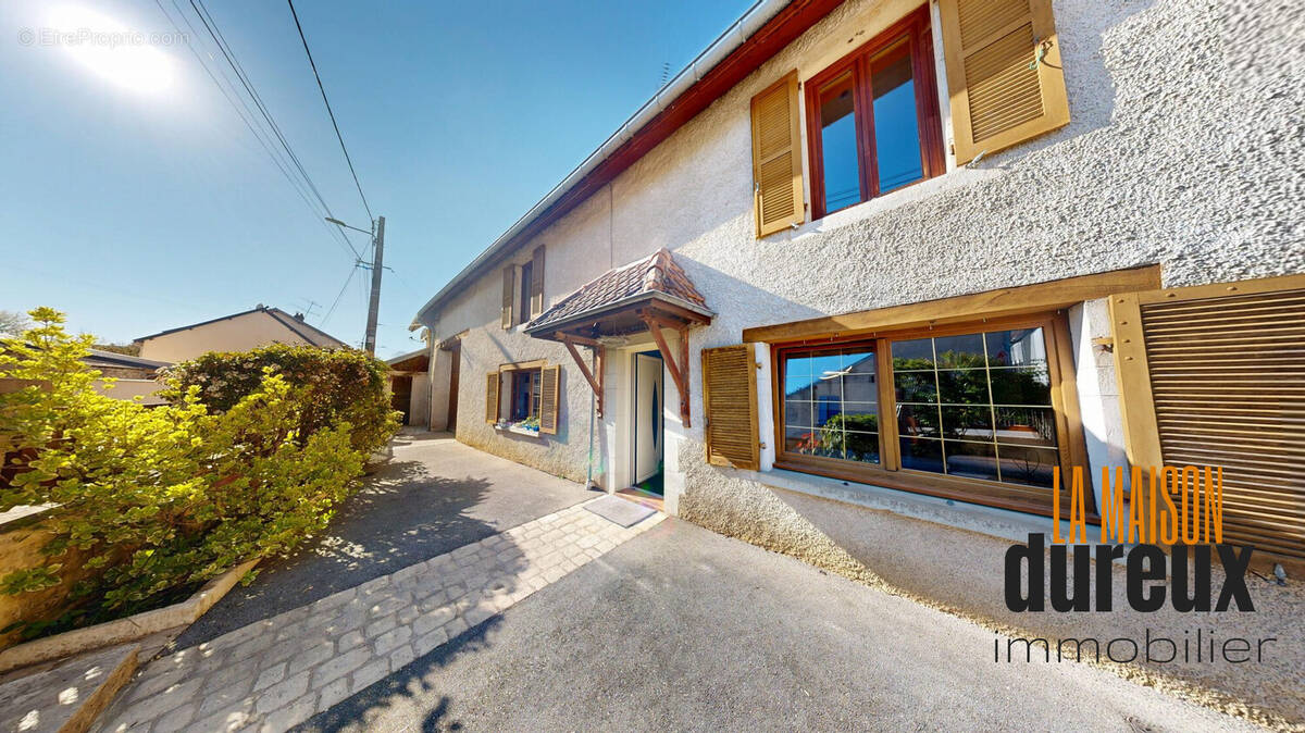 Maison à NANTILLY