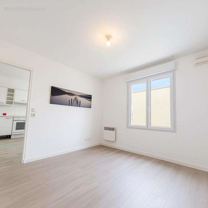 Appartement à CORBEIL-ESSONNES